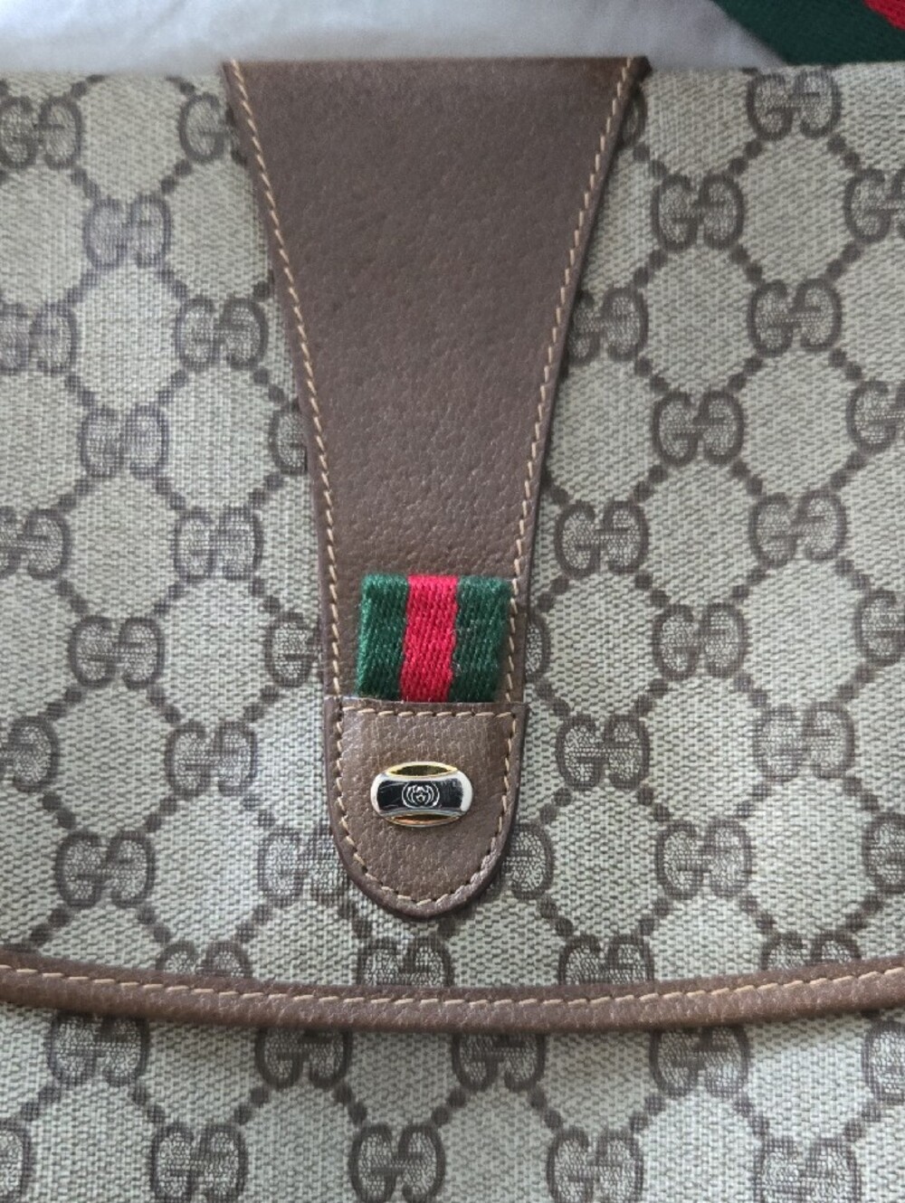 Vintage Gucci GG Supreme Sherry Line Clutch With Strap - Picture 3 of 11